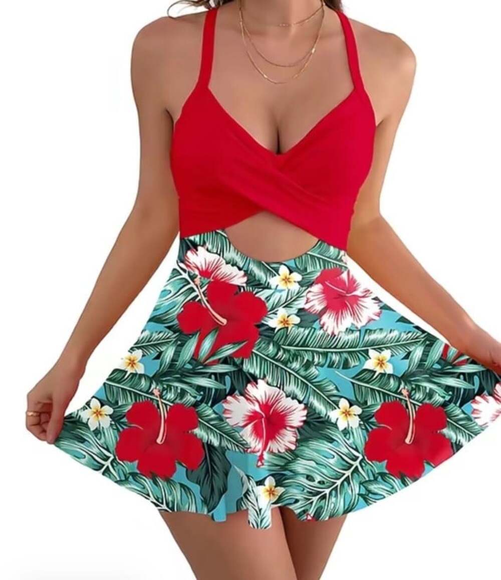 B2PRITY Swimsuit Women's Red Green Floral Twist Front Size L NWT Tik Tok
